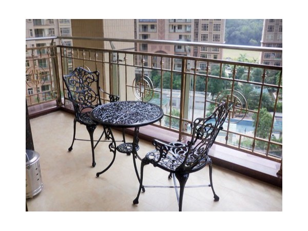 別墅鐵藝護(hù)欄  DJ-8007