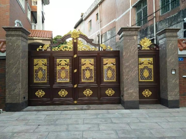 這樣的別墅大門(mén)設(shè)計(jì)，是您正在尋覓的嗎