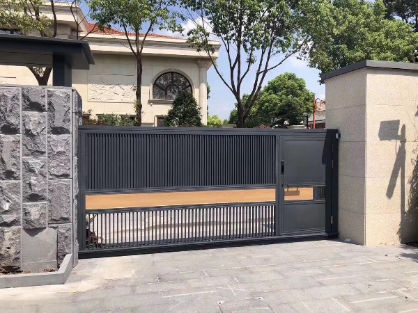 鋁藝別墅大門/庭院門，圍欄多少錢一平方
