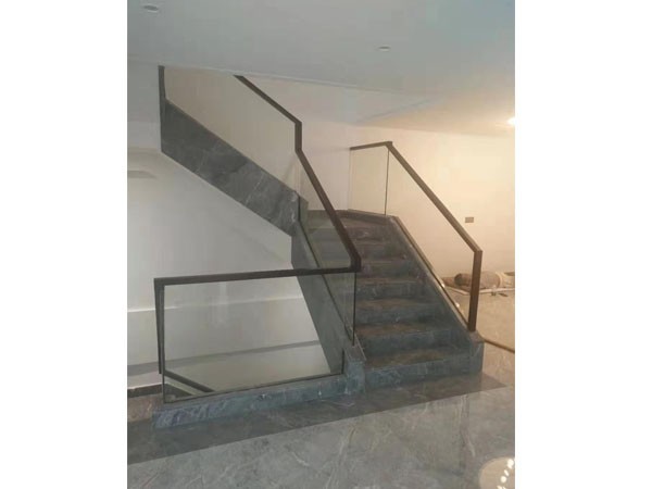 室內(nèi)玻璃樓梯扶手 室內(nèi)玻璃樓梯扶手