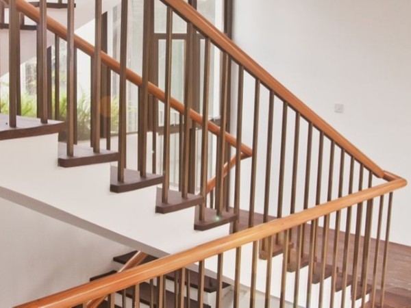 帝景樓梯護(hù)手守護(hù)我們的安全