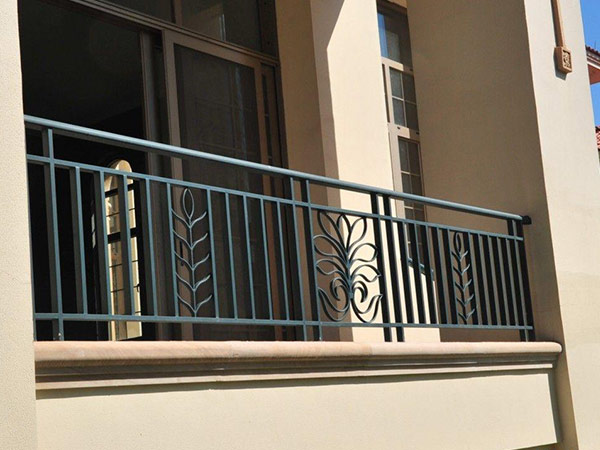 陽臺鐵藝護(hù)欄  DJ-8005