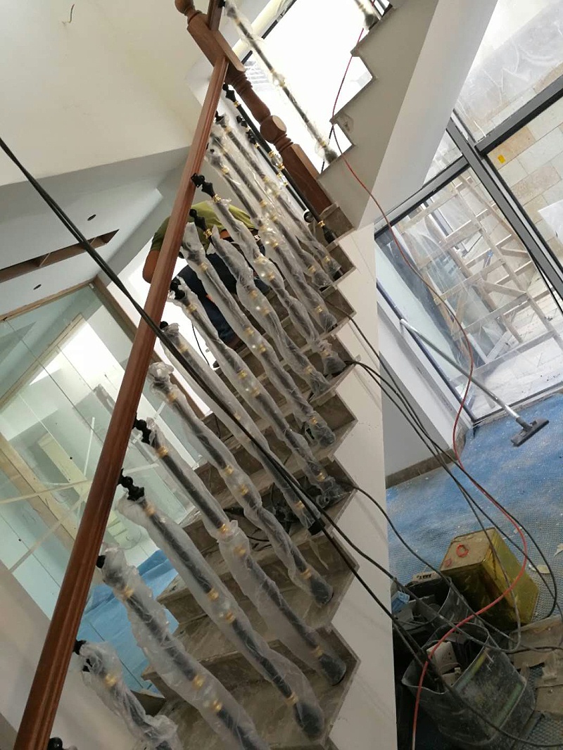 鋁藝樓梯欄桿半成品