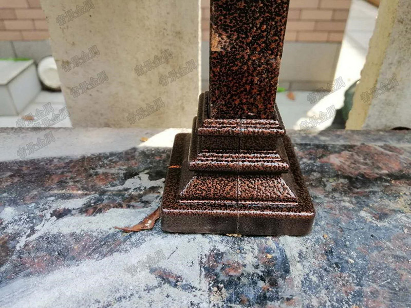 喬苑山莊別墅客戶定制鋁藝陽臺(tái)護(hù)欄